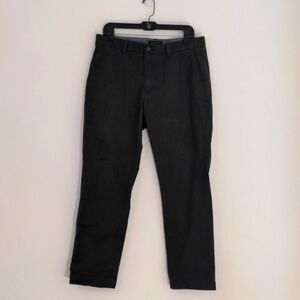 Banana Republic 33x30 Aiden chino pant